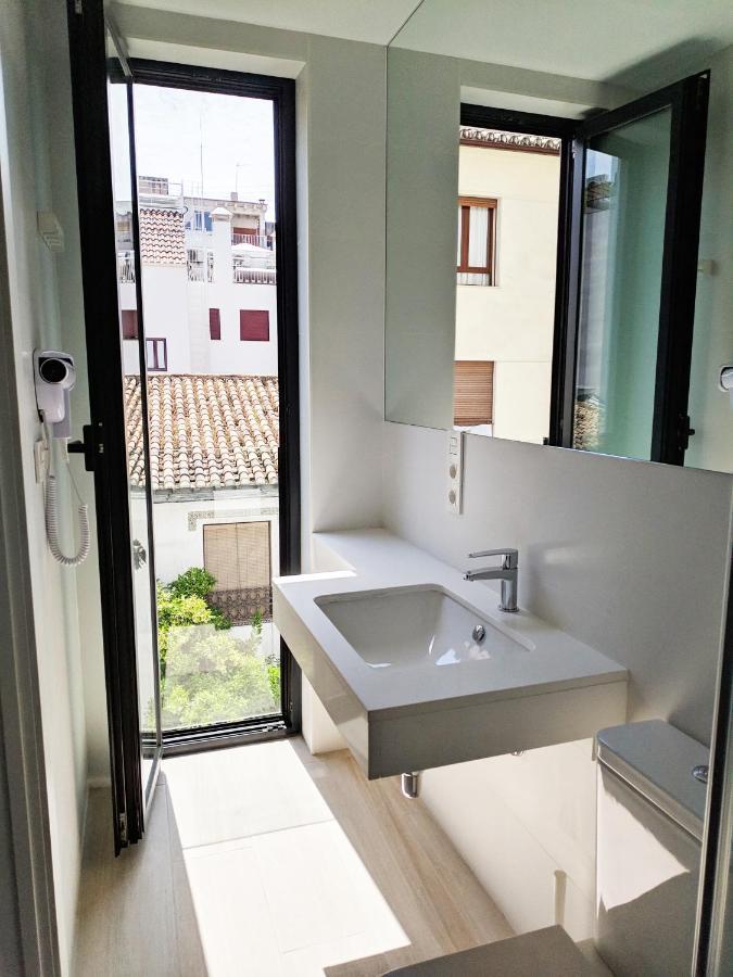 Broz Hostel Γρανάδα Εξωτερικό φωτογραφία